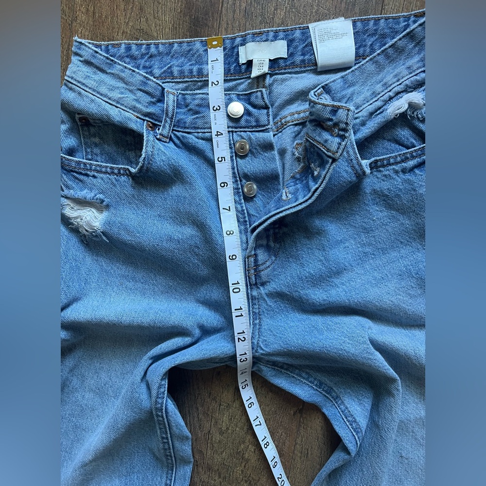 H&M High-Rise Light Blue Button-Fly Straight Jeans 8x26 - Picture 7 of 13